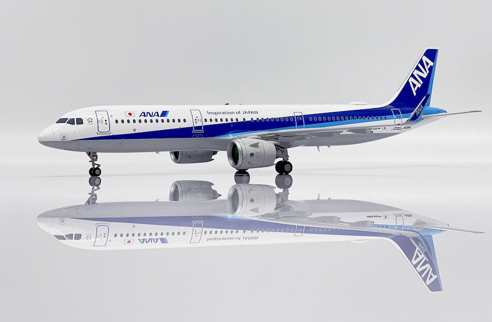 1/200 All Nippon Airways Airbus A321NEO Reg: JA138A with Stand