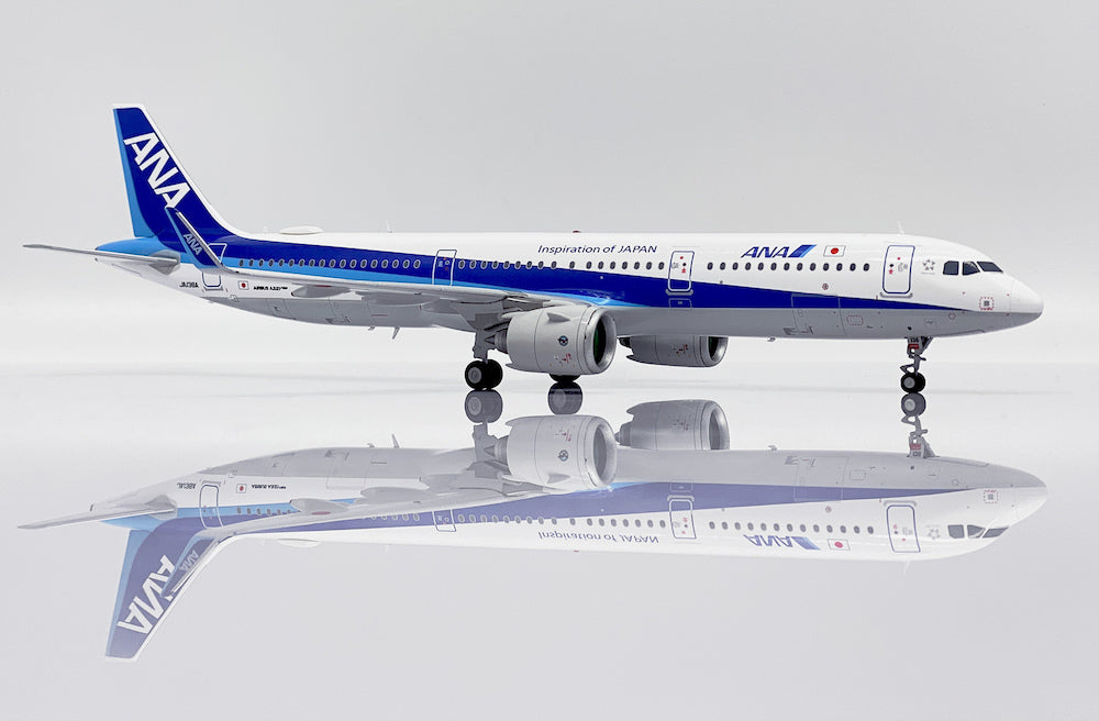 1/200 All Nippon Airways Airbus A321NEO Reg: JA138A with Stand