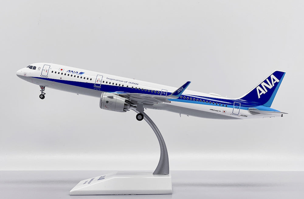 1/200 All Nippon Airways Airbus A321NEO Reg: JA138A with Stand