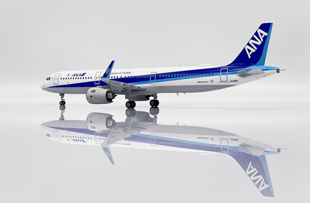 1/200 All Nippon Airways Airbus A321NEO Reg: JA138A with Stand