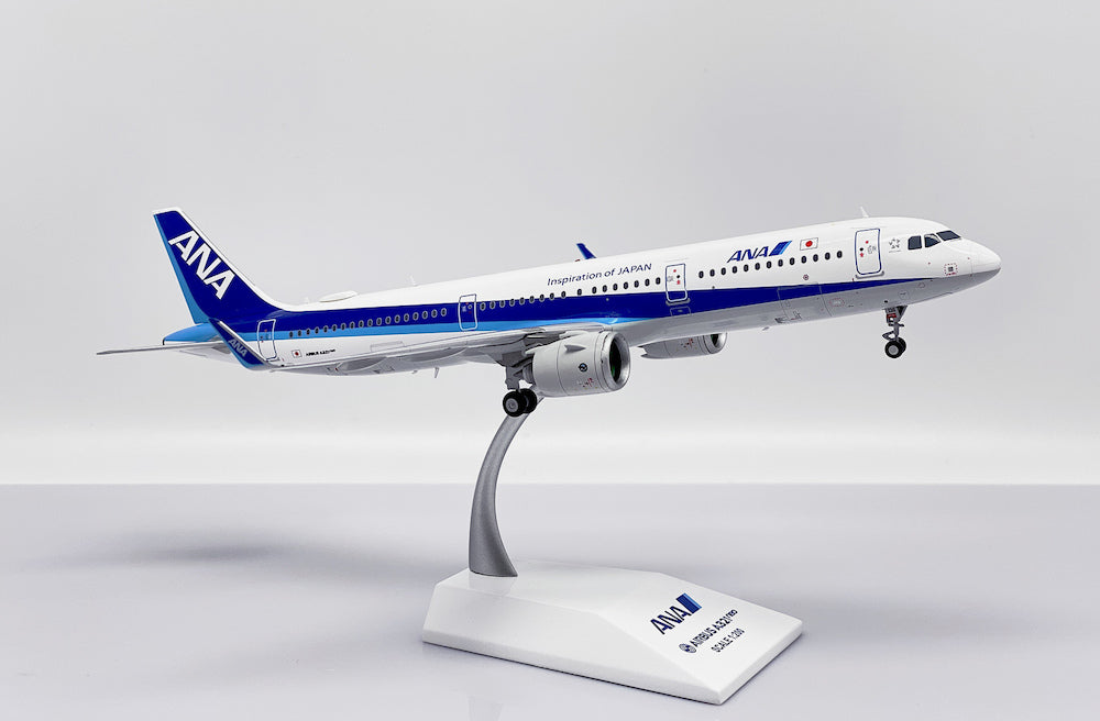1/200 All Nippon Airways Airbus A321NEO Reg: JA138A with Stand