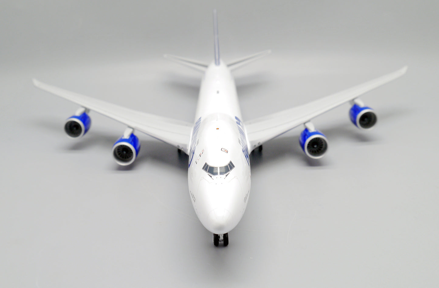 1/200 Panalpina Boeing 747-8F Reg: N851GT with Stand