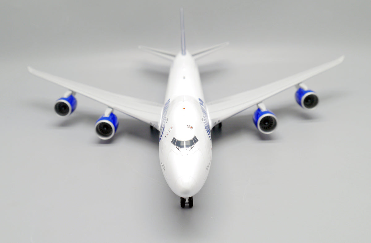 1/200 Panalpina Boeing 747-8F Reg: N851GT with Stand
