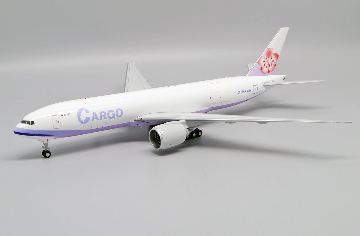 1/200 China Airlines Cargo Boeing 777F "Interactive Series" Reg: B-18771 with Stand