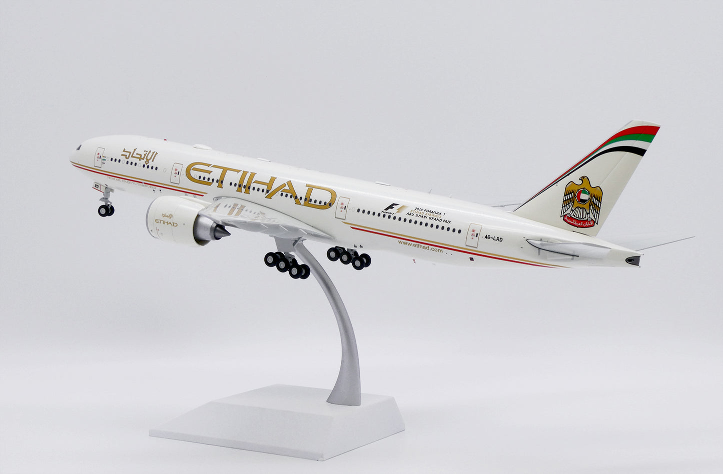 1/200 Etihad Airways Boeing 777-200LR "2015 Formula 1" Reg: A6-LRD with Stand