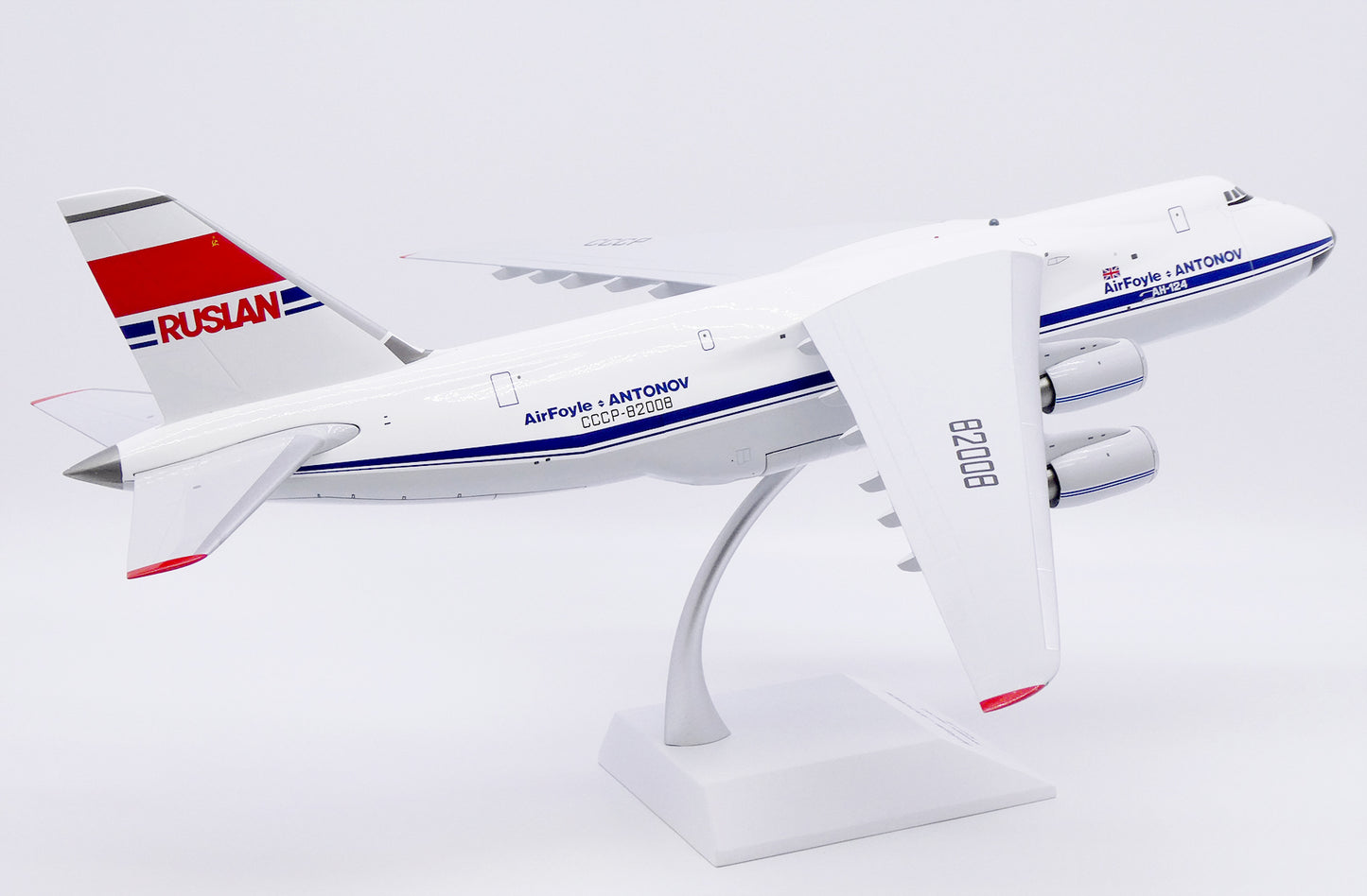 1/200 AirFoyle Antonov AN-124 "Ruslan" Reg: CCCP-82008 with Stand