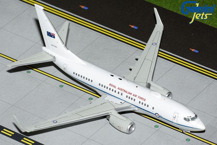 1/200 Royal Australian Air Force (RAAF) B737-700S A36-002