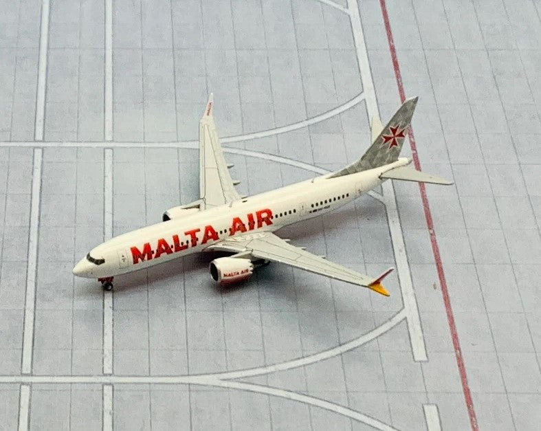 1/400 Malta Air B737 MAX 200 9HVUC