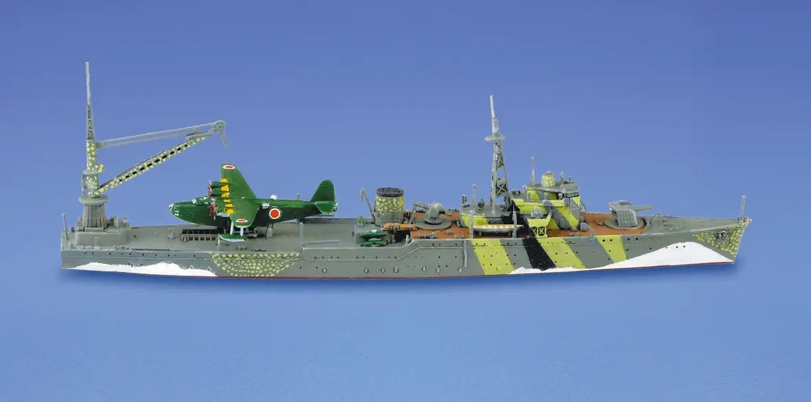 1/700 I.J.N SEAPLANE TENDER AKITSUSHIMA