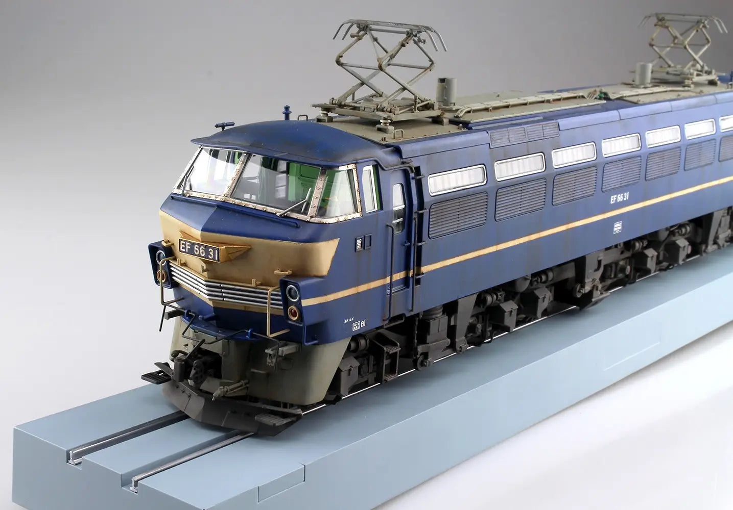 1/45 Japanese National Railways Electric Locomotive Series EF66 Late Model