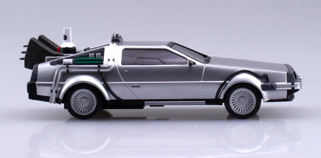 1/43 Pullback BACK TO THE FUTURE from PART II Timemachine