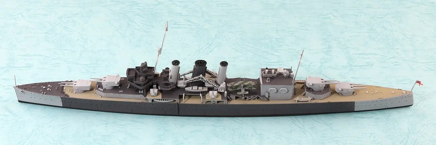 1/700 BRITISH HEAVY CRUISER CORNWALL STD