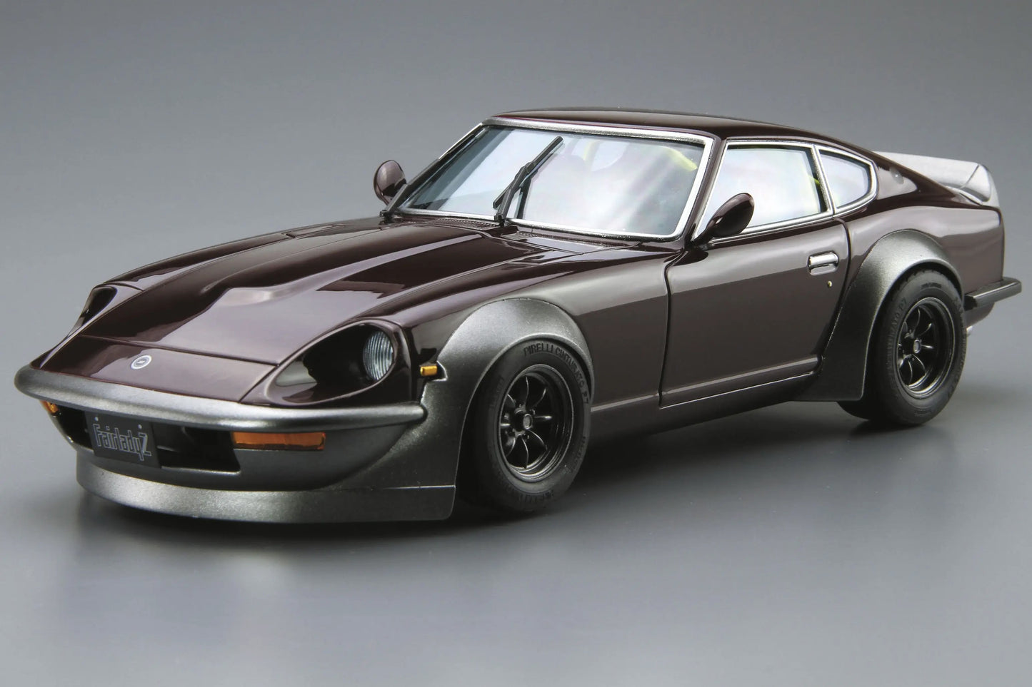 1/24 NISSAN S30 Fairlady Z AERO CUSTOM '75