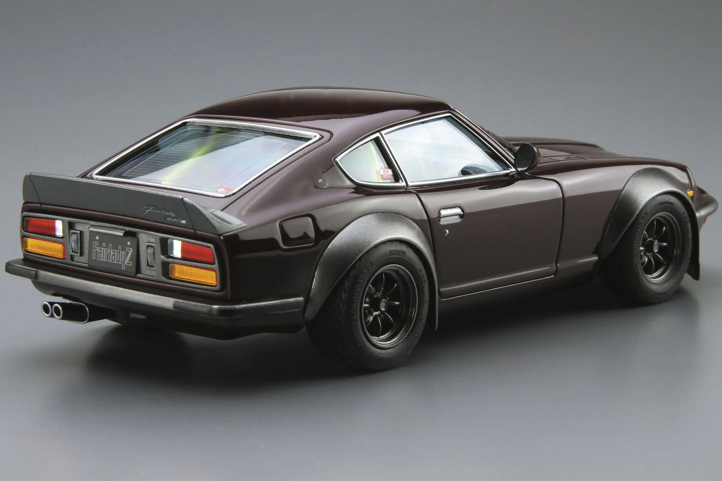 1/24 NISSAN S30 Fairlady Z AERO CUSTOM '75