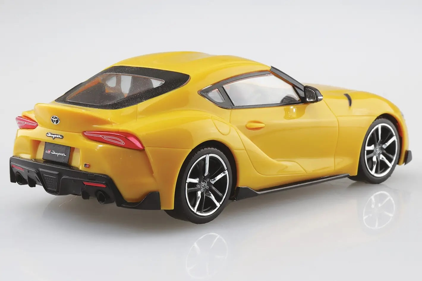 1/32 SNAP TOYOTA GR SUPRA (Lightning Yellow)