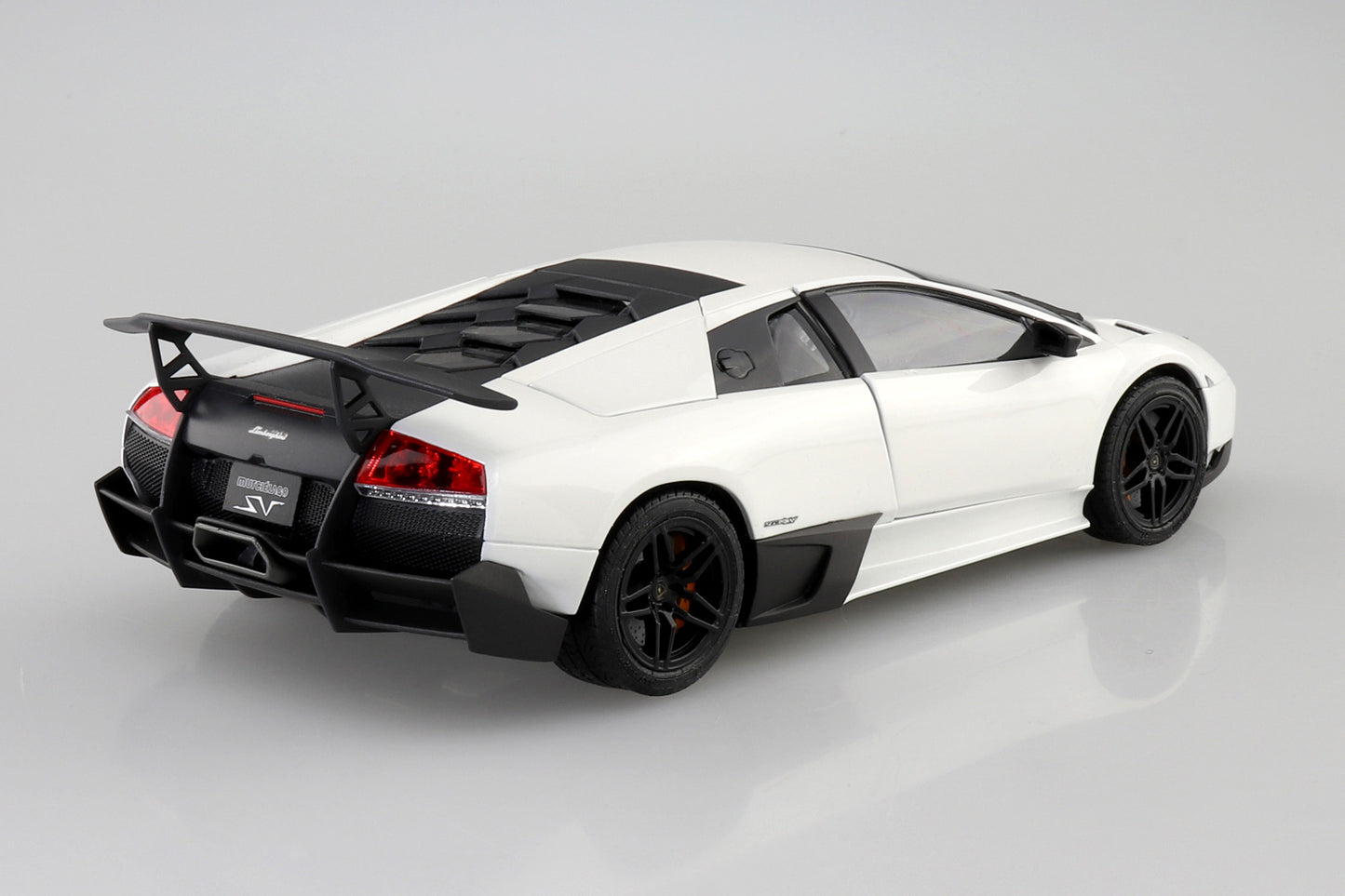1/24 LAMBORGHINI MURCIÉLAGO LP670-4 SV '09