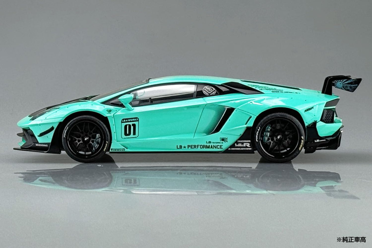 1/24 LB WORKS LAMBORGHINI AVENTADOR Limited Edition Ver.2