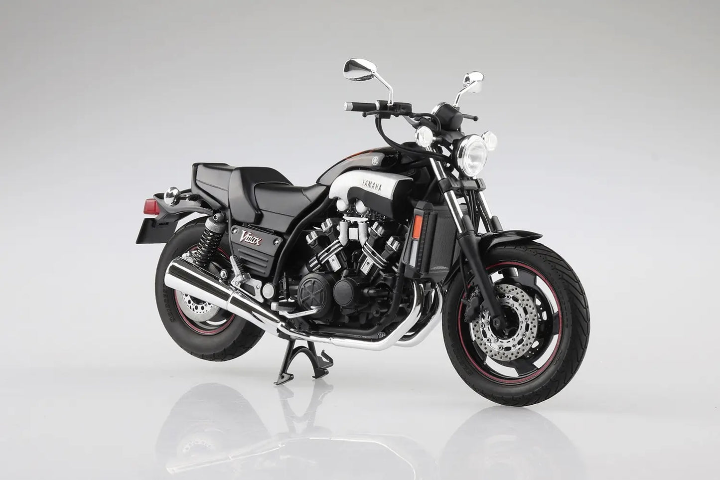 1/12 YAMAHA 4C4 VMAX '07