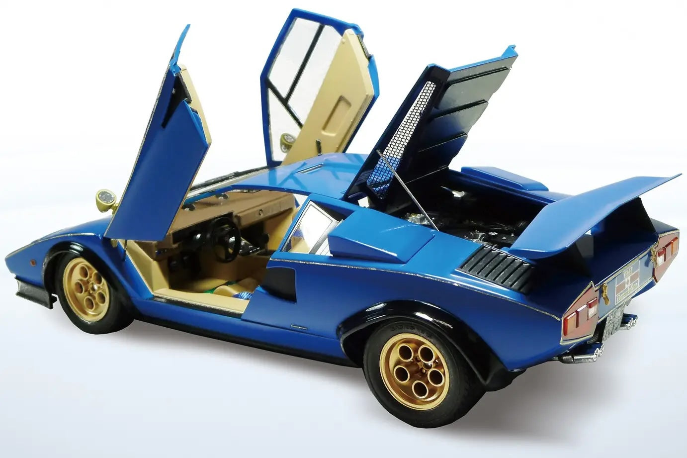 1/24 WOLF COUNTACH VERSION 2 '76