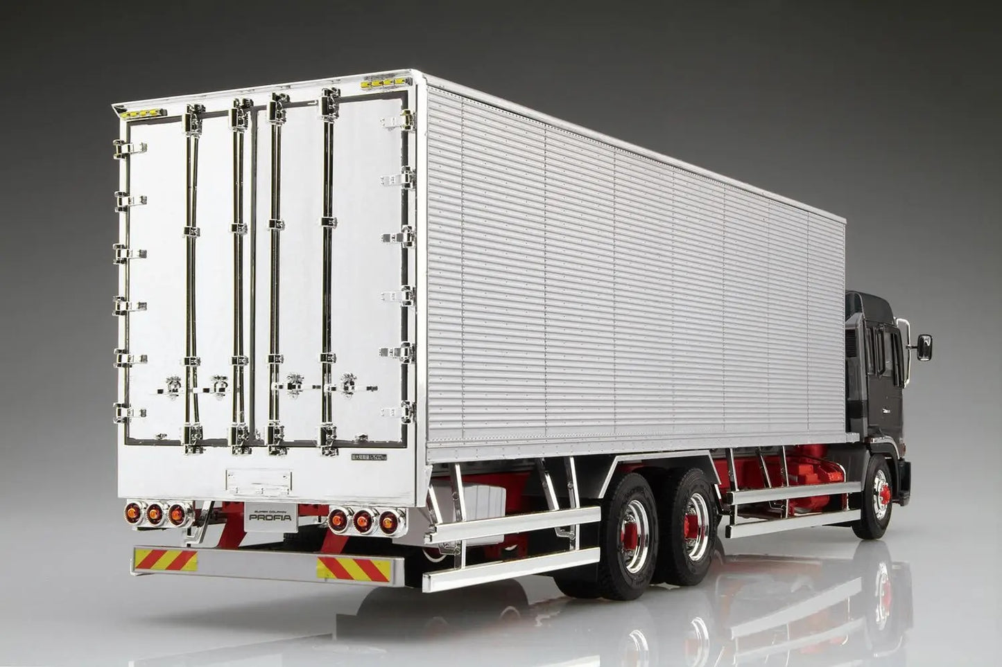 1/32 HINO PROFIA TERAVIE-FR Histar Short Reefer (SLX400)