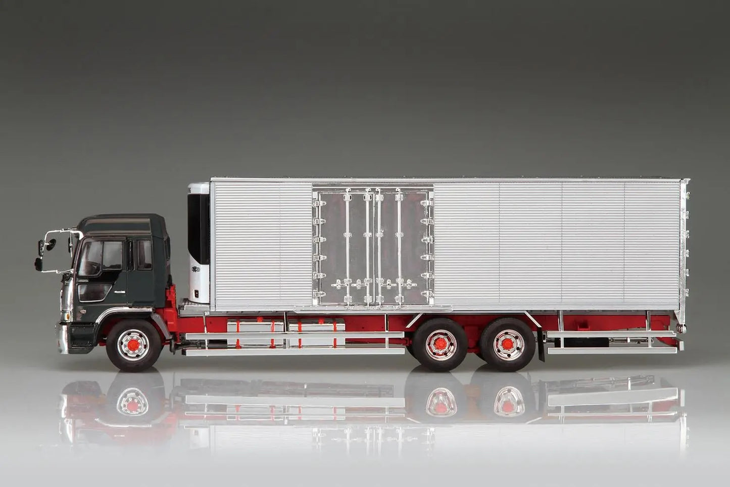 1/32 HINO PROFIA TERAVIE-FR Histar Short Reefer (SLX400)