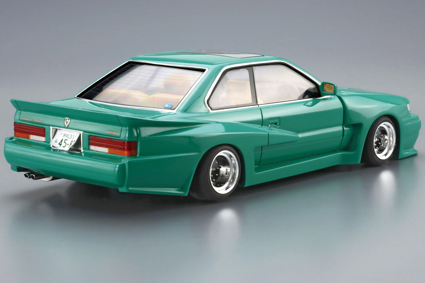 1/24 NISSAN F31 LEOPARD
