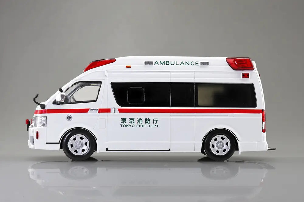 1/32 SNAP TOYOTA Hi-Medic Ambulance