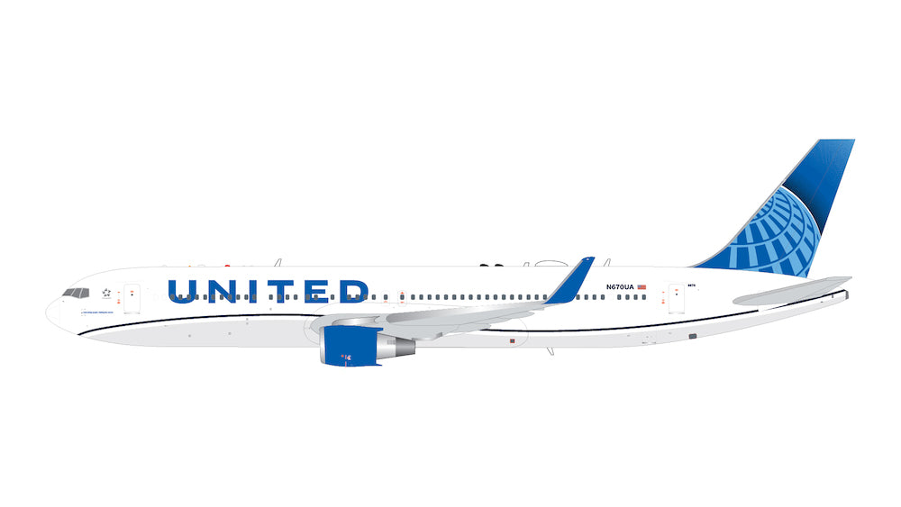 1/200 United Airlines B767-300ER(W) N670UA