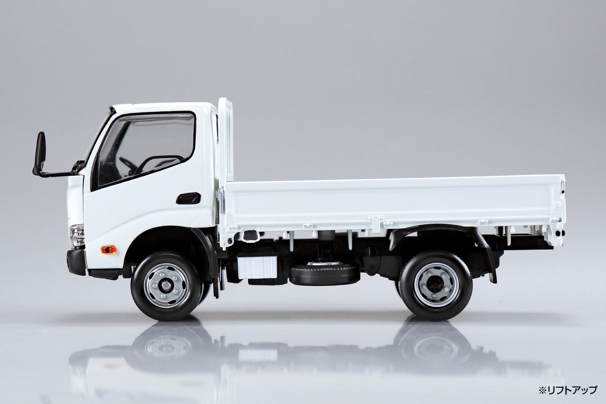 1/32 SNAP Hino Dutro Truck (White)