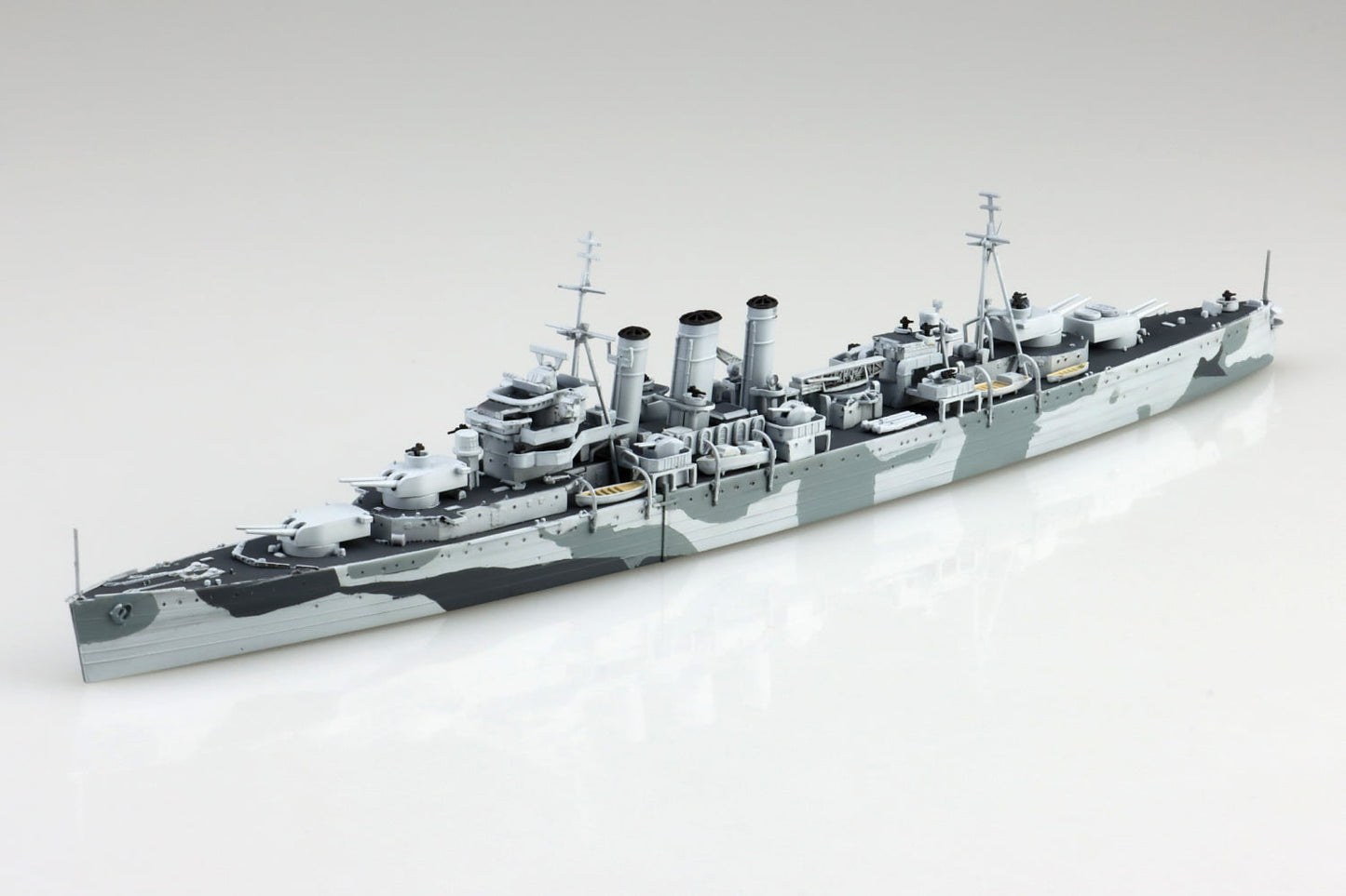 1/700 BRITISH HEAVY CRUISE HMS NORFOLK
