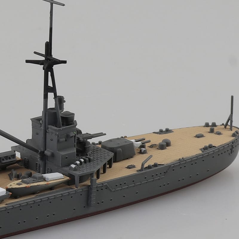 1/700 JAPANESE NAVY LIGHT CRUISER KATORI