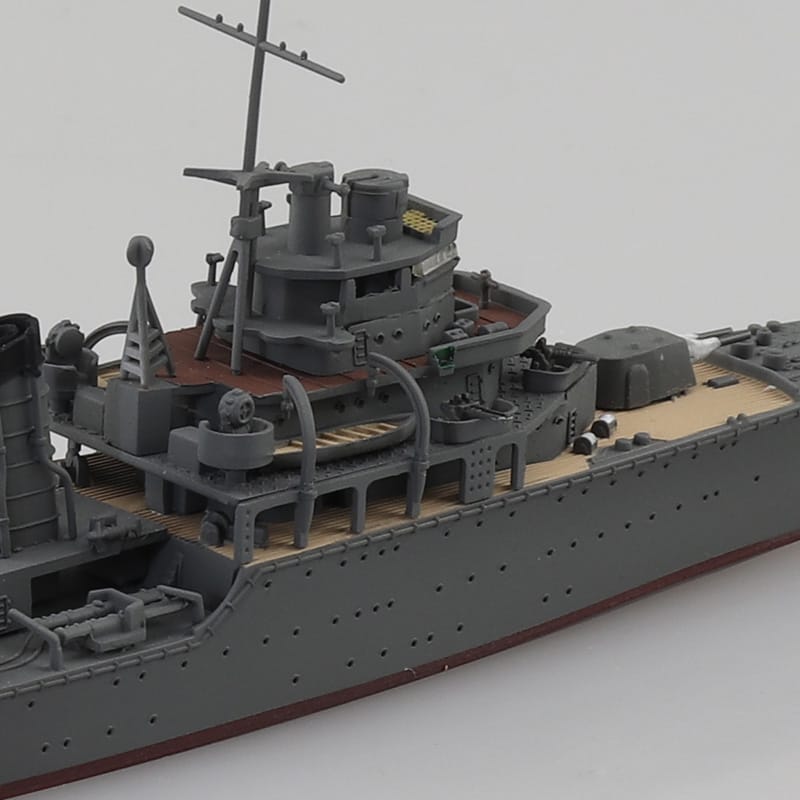 1/700 JAPANESE NAVY LIGHT CRUISER KATORI