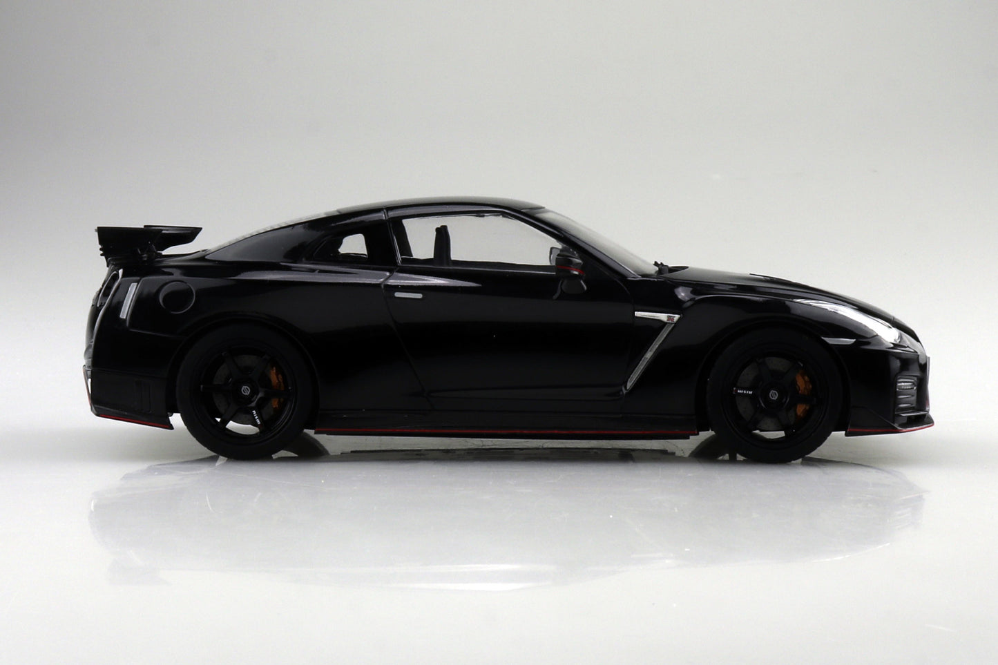 1/24 Insurance NISSAN G50 President '89