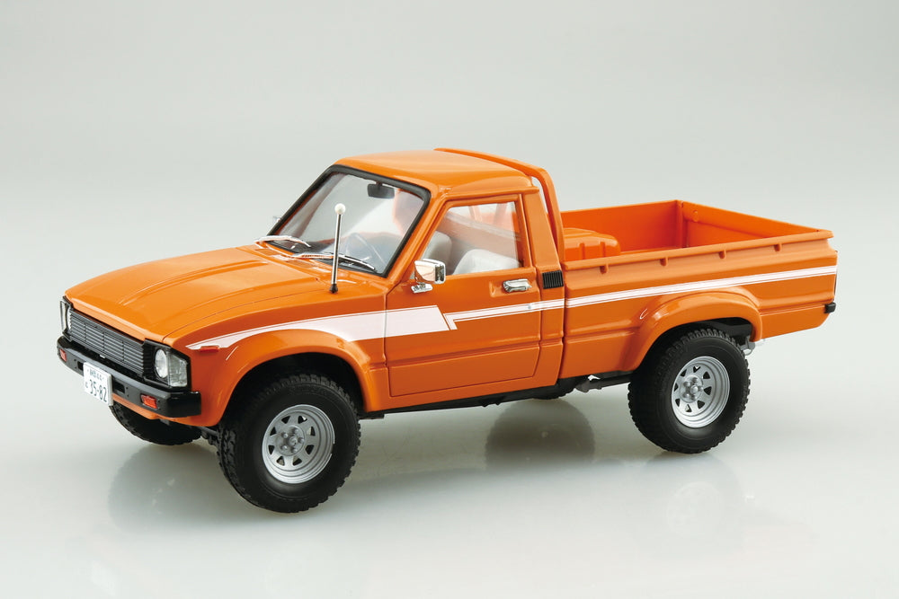 1/24 TOYOTA RN30 HILUX LIFT UP CUSTOM '78