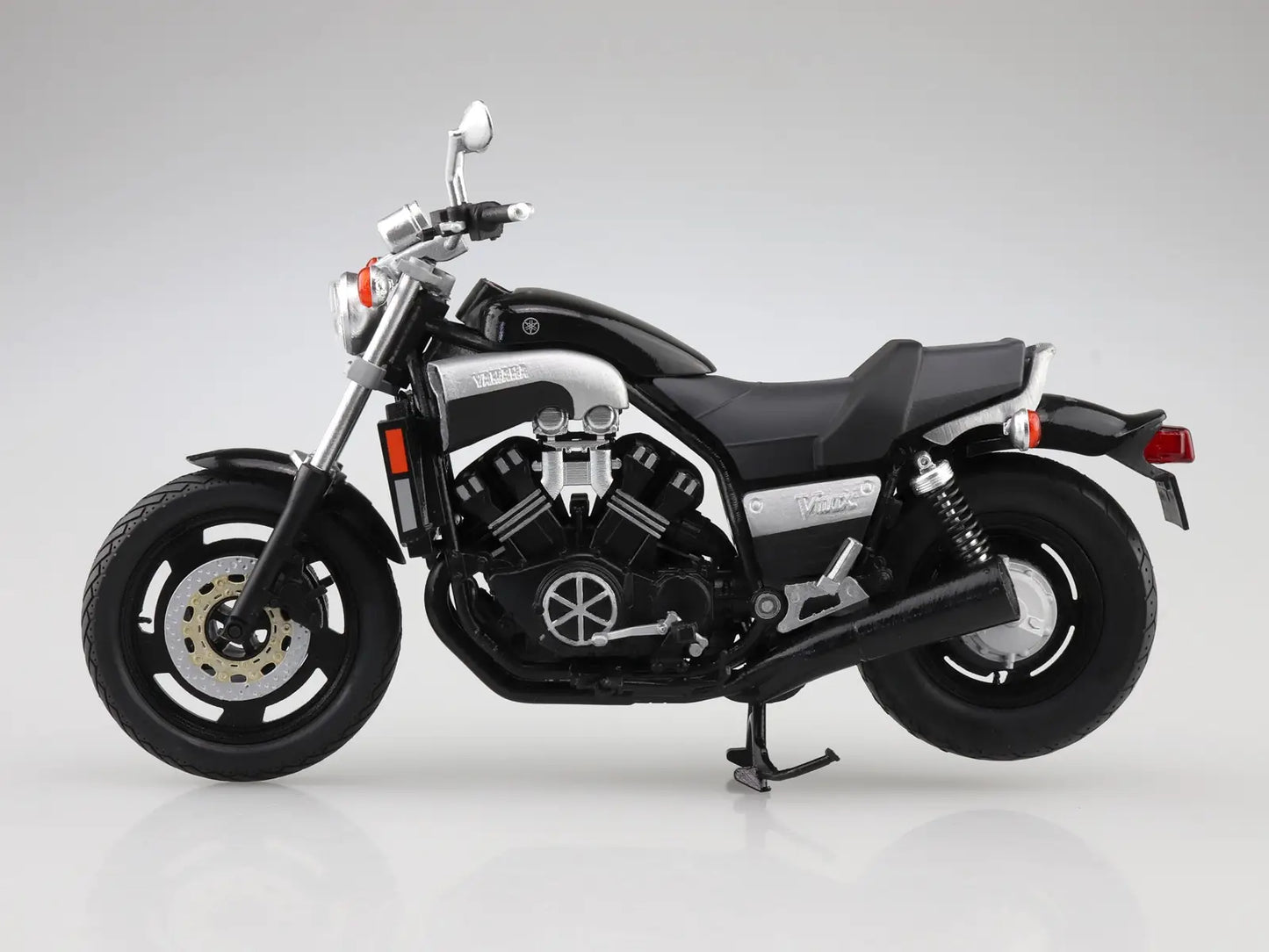1/12 YAMAHA VMAX BLACK2
