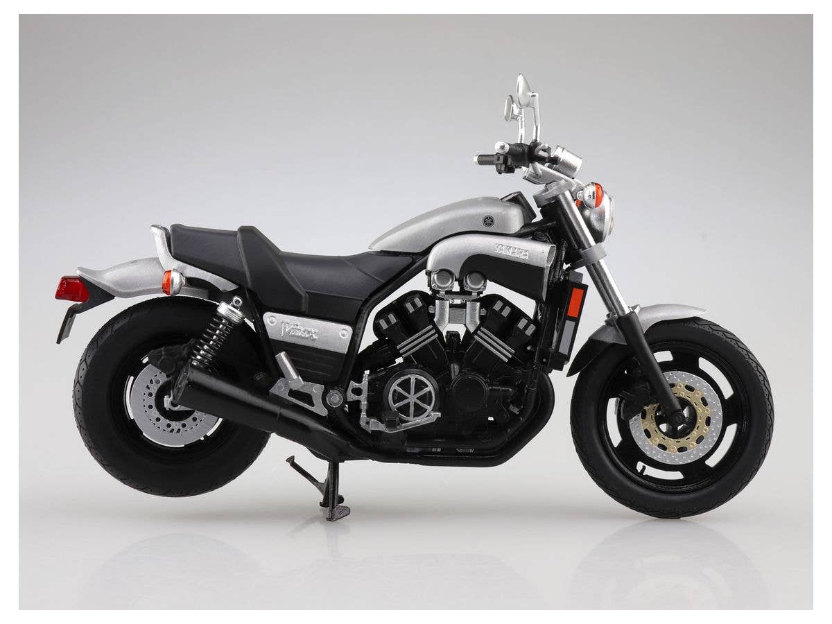 1/12 YAMAHA VMAX NEW SILVER DUST