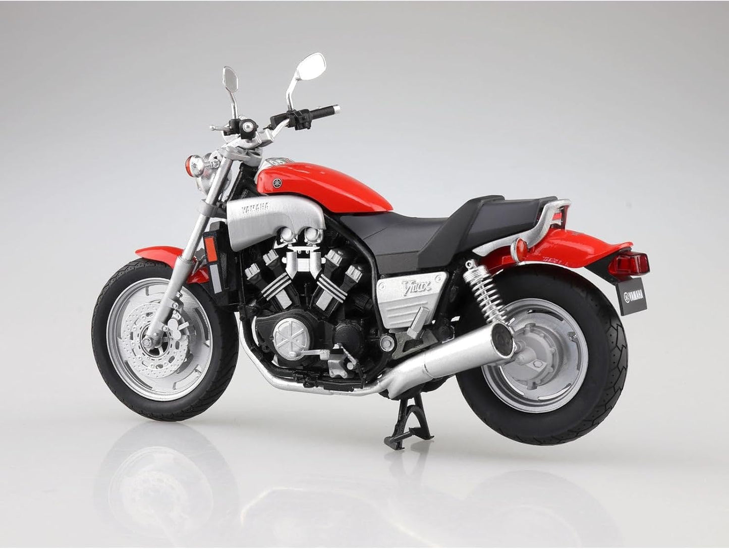 1/12 YAMAHA VMAX FIRE RED