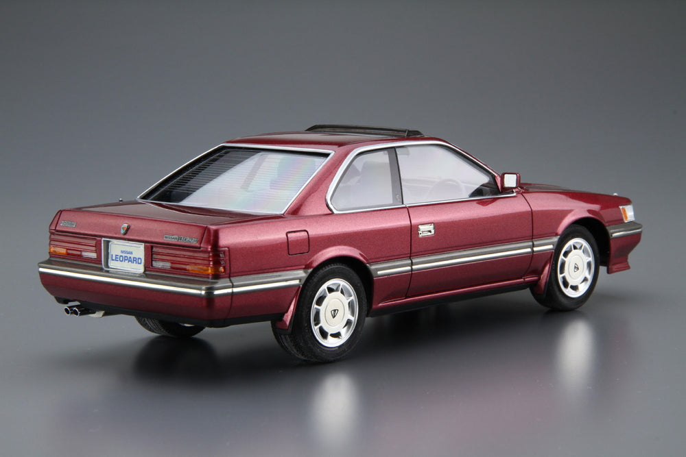 1/24 NISSAN UF31 Leopard 3.0 Ultima '86