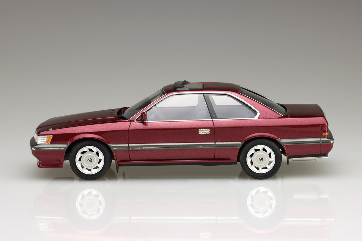 1/24 NISSAN UF31 Leopard 3.0 Ultima '86