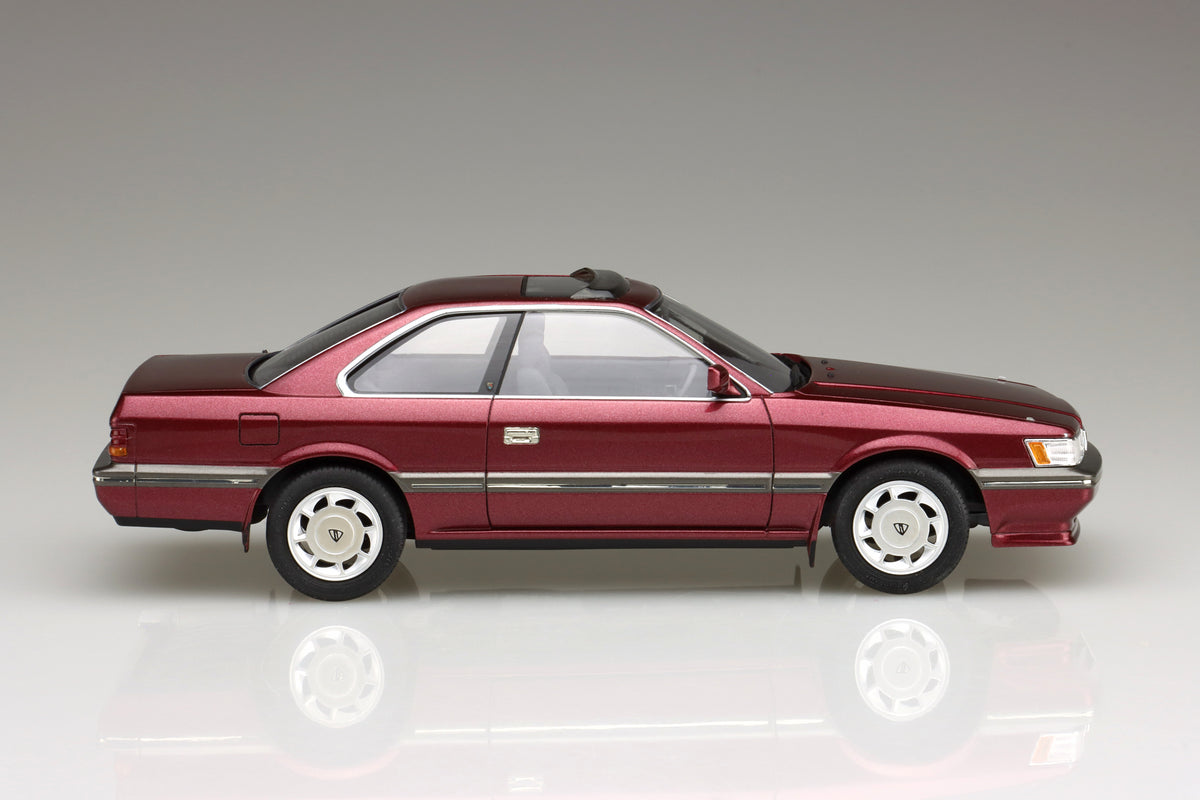 1/24 NISSAN UF31 Leopard 3.0 Ultima '86