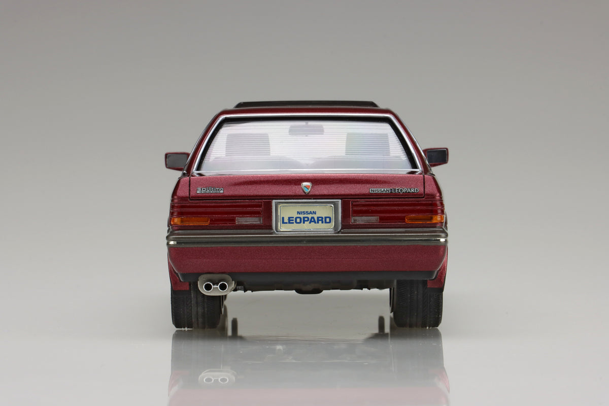 1/24 NISSAN UF31 Leopard 3.0 Ultima '86
