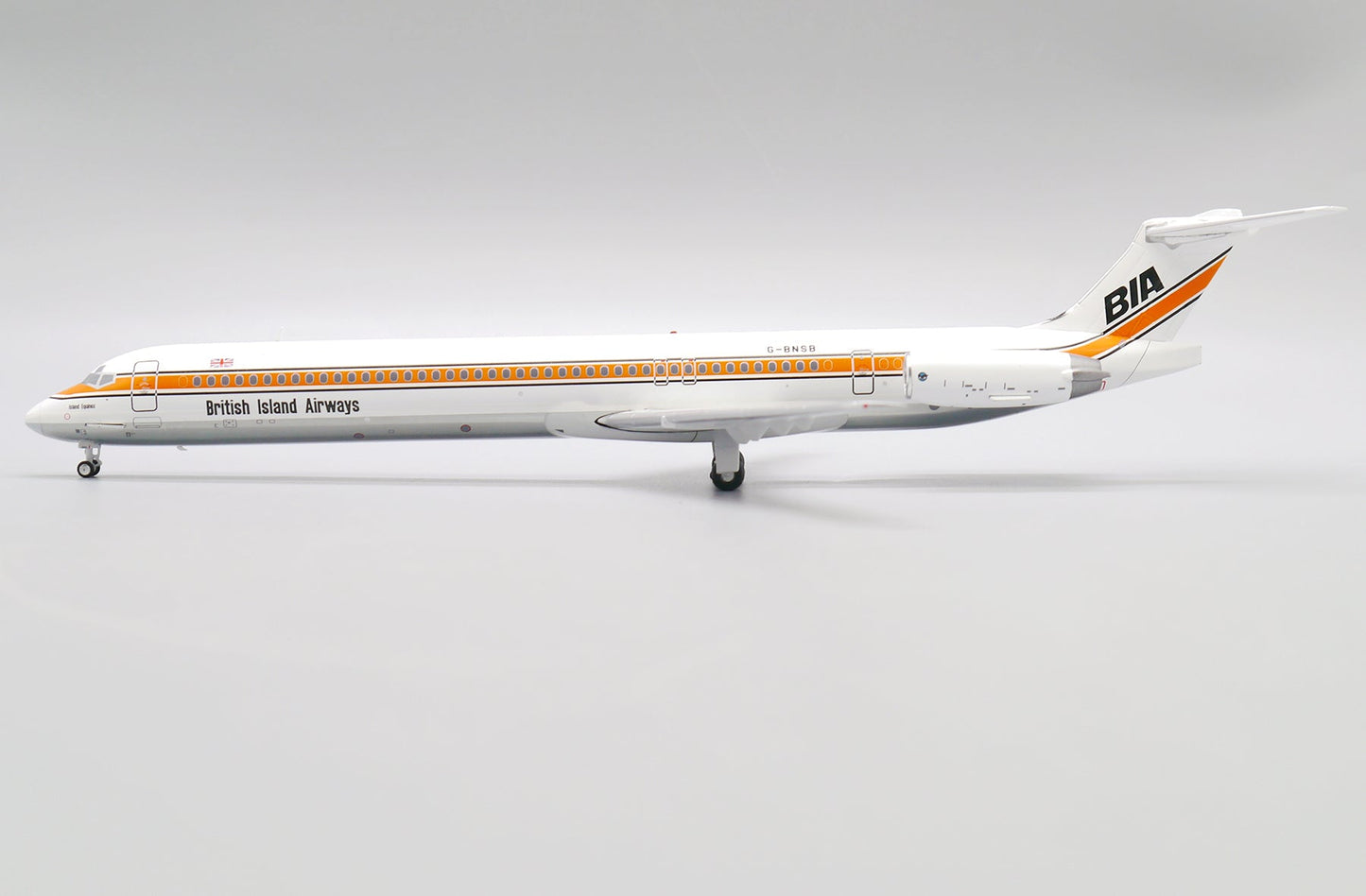 1/200 British Island Airways MD83 (GBNSB)