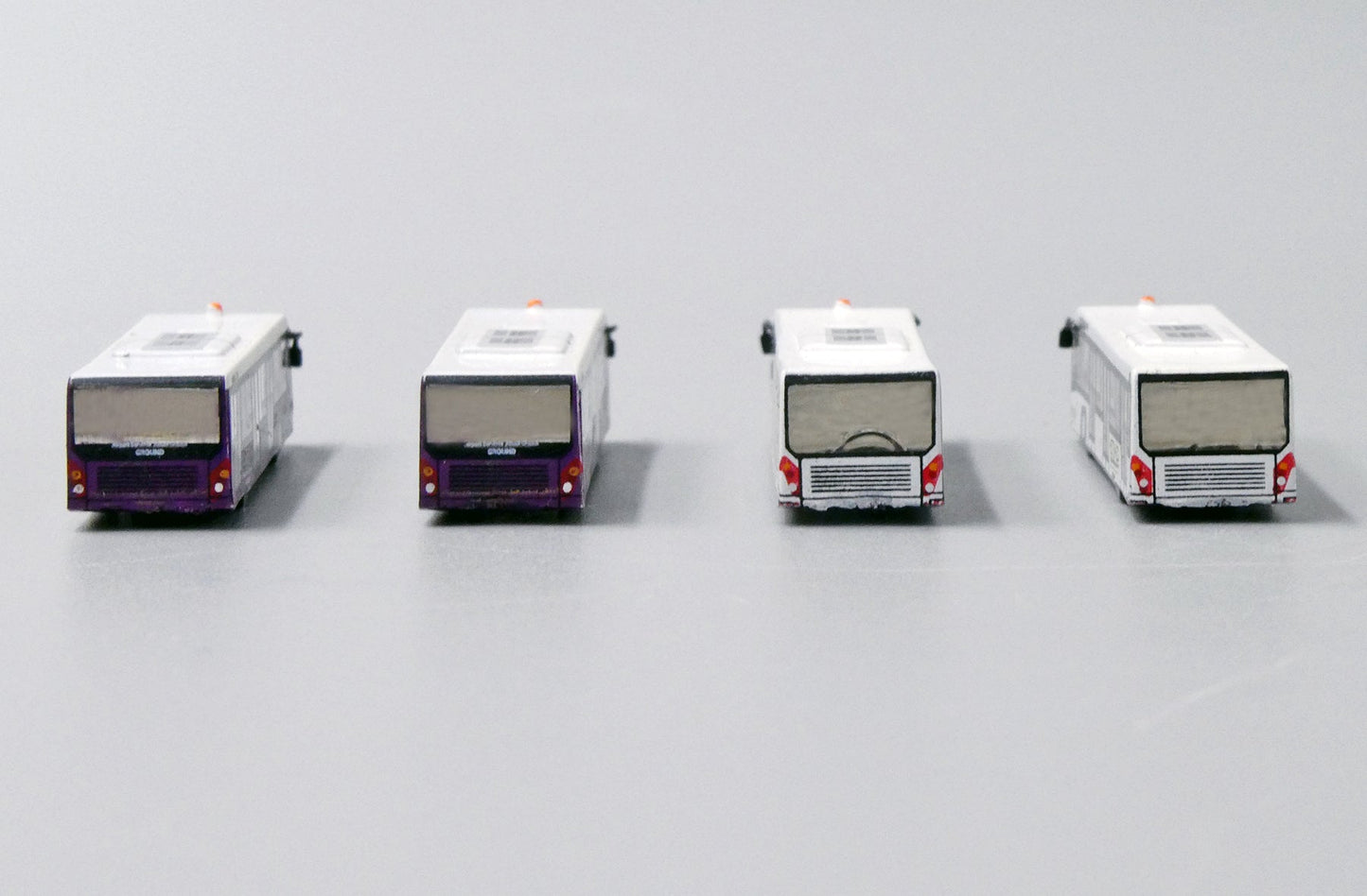 1/400 AIRPORT BUS ETIHAD 4PCS PER BOX