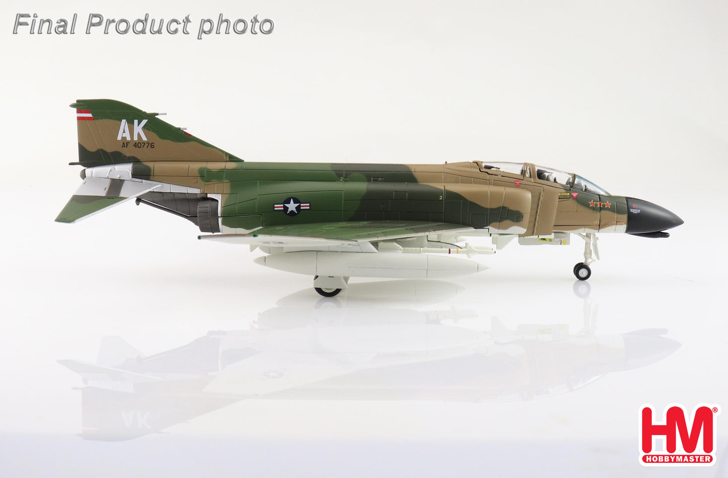 1/72 F-4C Phantom II 64-0776 389th TFS "The Gunfighters" May 1967 (flown by Lt Col Robert Titus and 1st Lt. Milan Zimer)