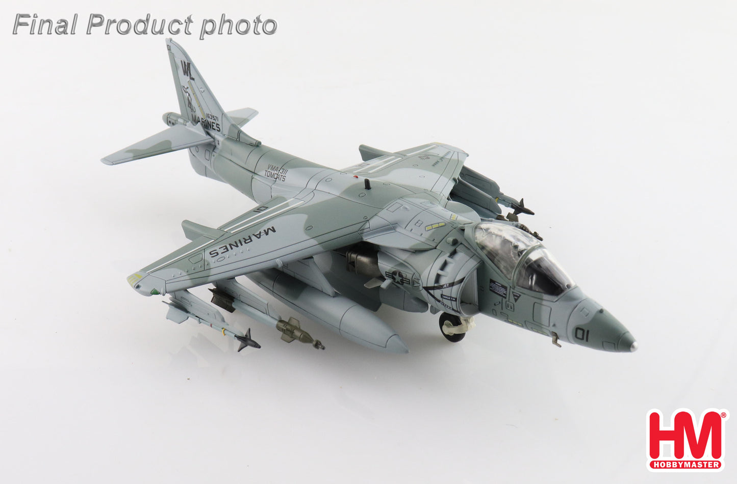 1/72 AV-8B Harrier II 163517 VMA-311 King Abdul Aziz Base August 1990