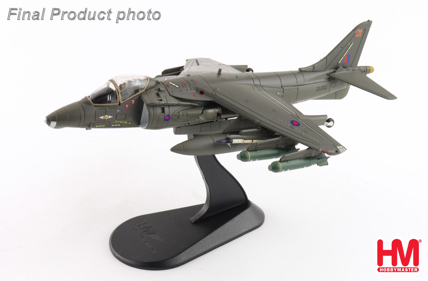 1/72 Harrier GR.5 ZD352/01 No.1 Sqn. RAF Wittering 1990s