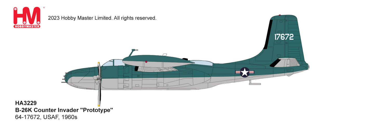 1/72 B-26K Counter Invader 64-17672 USAF 1960s