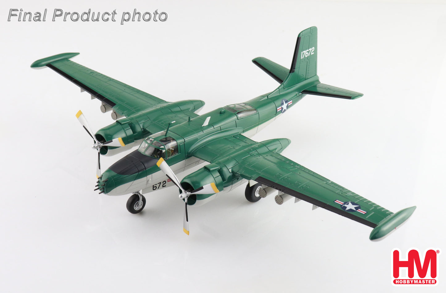 1/72 B-26K Counter Invader 64-17672 USAF 1960s