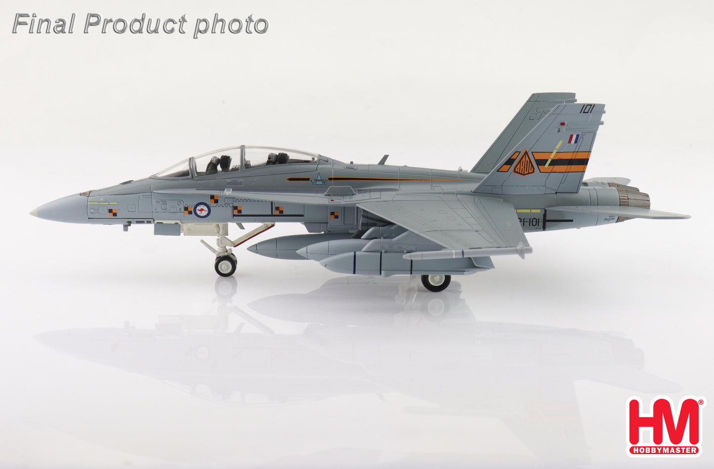 1/72 F/A-18B Hornet "ARDU" A21-101 RAAF (with 2 x AGM-158)