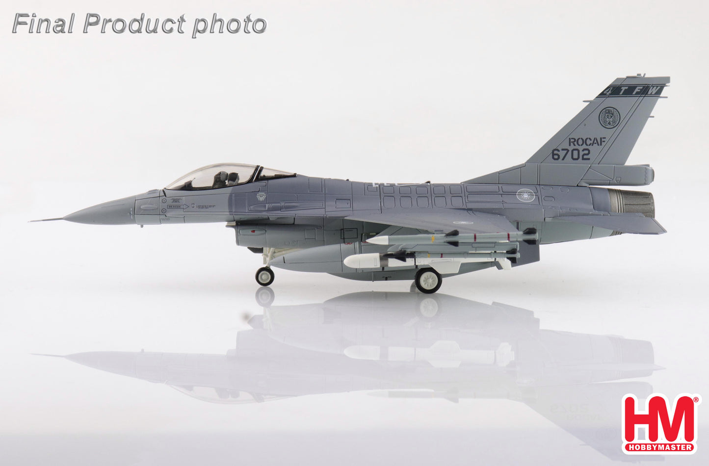 1/72 F-16V Fighting Falcon 6702 23 TFG ROCAF (with 2 x Harpoon Missile)